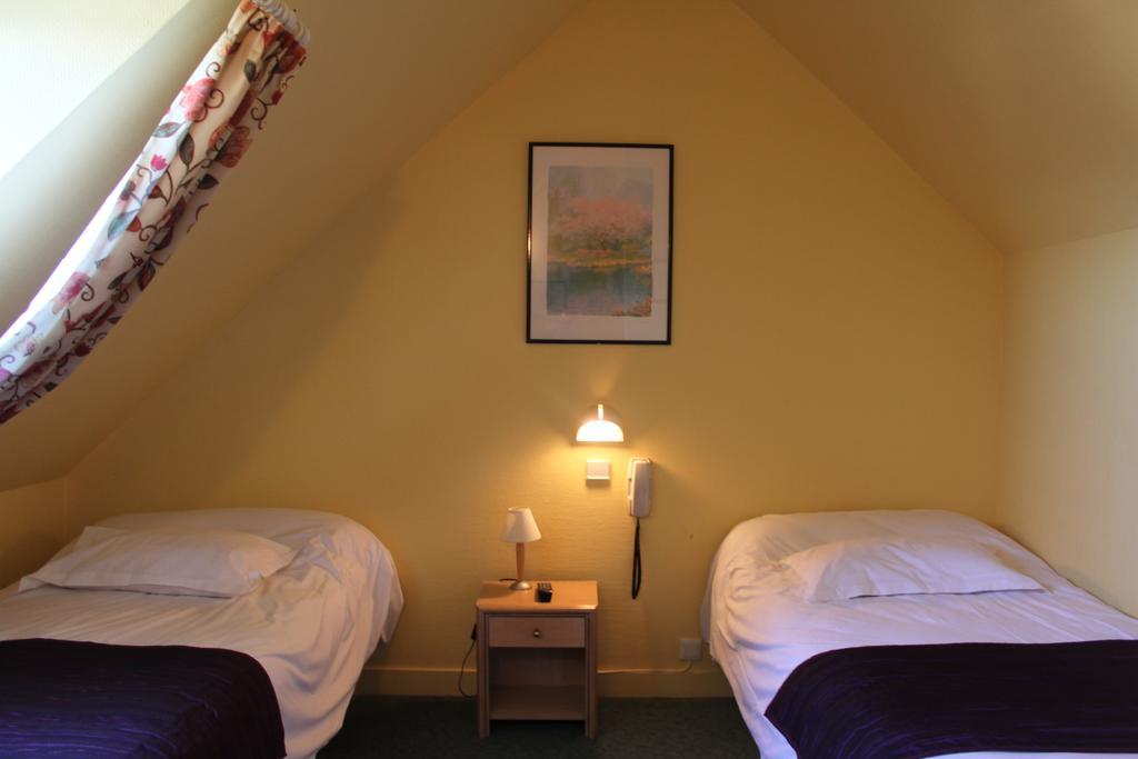 Hotel Des Bains Lancieux Quarto foto